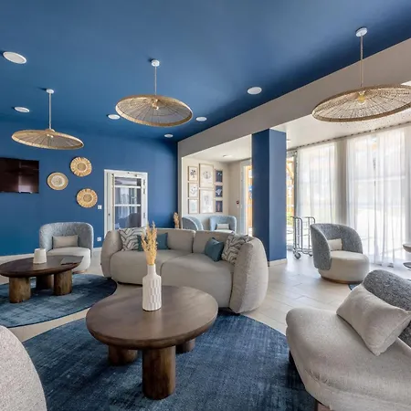 Appart hôtel Résidence Odalys Bleu Canopée